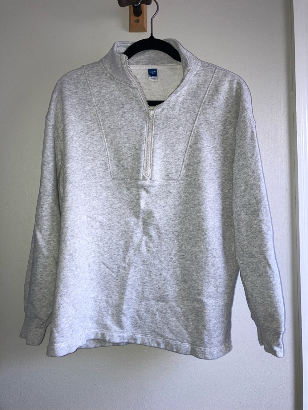 Old Navy Maternity Small Half Zip Pullover